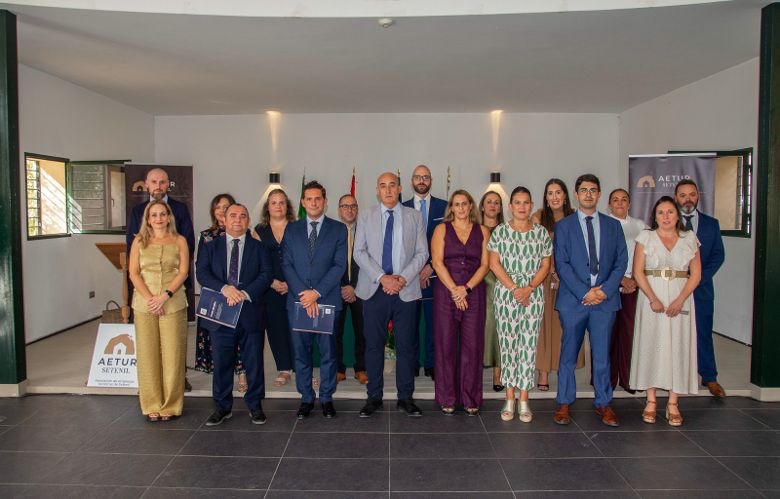 AETUR nace en Setenil para unir al sector turístico y lograr que el visitante se quede - fotografía 3